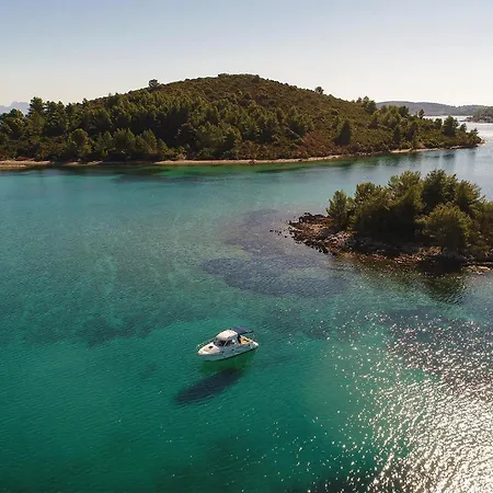 Two-bedroom In Hodilje